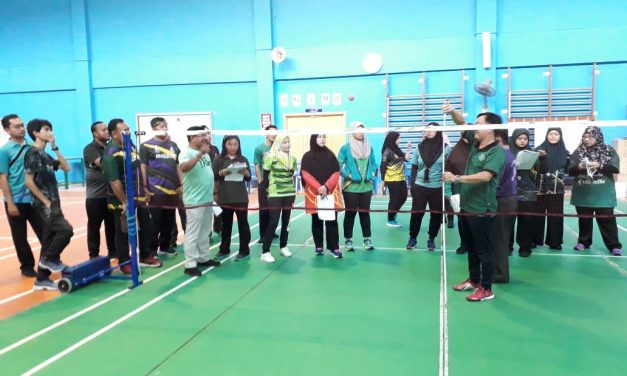 SMSS Teachers attend a Badminton Technical Official Professional Development Seminar